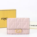 フェンディ 財布（レディース） フェンディ FF ズッカ ナッパ レザー ミディアム ウォレット 二つ折り 財布 本革 ピンク かわいい レディース EEM T13-3