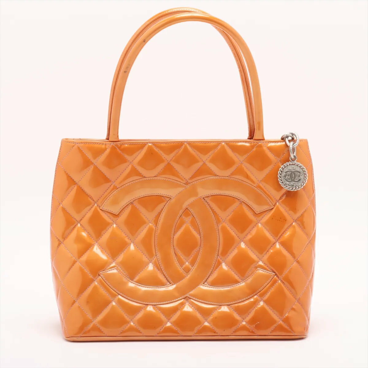 美品 シャネル シリアルシール付 復刻 メダリオン レザー トート バッグ マトラッセ ショルダー ハンド レディース MMM DB51-1