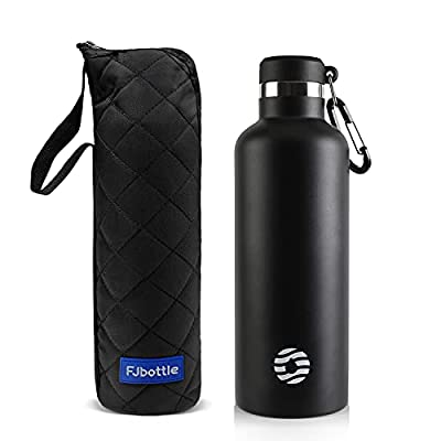 FJbottle 水筒 750ml 真空断熱 保温 保冷 第2世代 スポーツボトル 直飲み ステンレスボトル スポーツ飲料対応 水筒カバー付き 男の子 女の子 大人 子供 ブラックブランドFEIJIAN色ブラックモデル商品説明【抜群の保温・保冷効果】保温効力:74度以上(12時間)/保冷効力:11度以下（24時間）。保冷・保温に優れた真空断熱二重構造の水筒なので長時間の飲み頃の温度をキープします。マットな6色から選べる、男の子＆女の子両方も適用です。【広口・大容量】口径：4.5cm、容量：750ml/1000ml。アウトドアにはもちろん、室内での水分補給もしっかりとれます。持ち運びに便利なカラビナ付きなのでオフィス・学校用の水筒や部活、スポーツ、外での営業仕事や移動が多い方にもおすすめです。【錆びに強い・BPAフリー】耐食性の高い316ステンレスを使用し、BPAフリーなので氷入れのミネラルウォーターや淹れたてのホットコーヒーやスポーツ飲料をいつでも好きな時に飲めます。表面のパウダーコーティングはマットでお洒落なだけでなく、 濡れた手でも滑りにくいので、スポーツで汗をかくシーンでも安心です。【お手入れがラク】パーツが少なく、飲み口を外して洗えるので、お手入れが簡単です。本体丸洗いOK。【パッケージ内容】ボトルカバー、750ml大容量水筒本体(カラビナキャップ)。FJbottle水筒につきまして、何かご不明な点等ございましたら、お気軽にお問い合わせくださいませ。