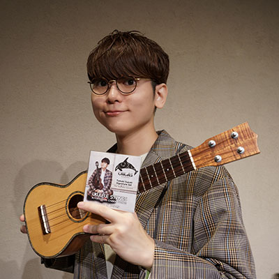 アラバスタ ミュージックのORCAS OS-S.TOMOKI　Signature Tomoki Suzuki Strings オルカス　ウクレレ弦　鈴木智貴　シグネチャーモデル　ブラック・フロロカーボン　ソプラノ/コンサート・ウクレレ用｜アングル3