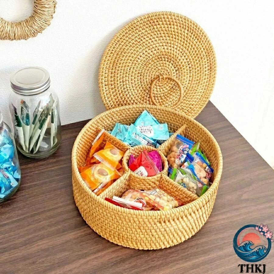 樂天商城 - 【全品2点で5%OFF】ラタン 間仕切り5分割 バスケット お菓子カゴ カゴバスケット THKJ アタバスケット アタカゴ 手作り かご フタ付き 小物入れバスケ