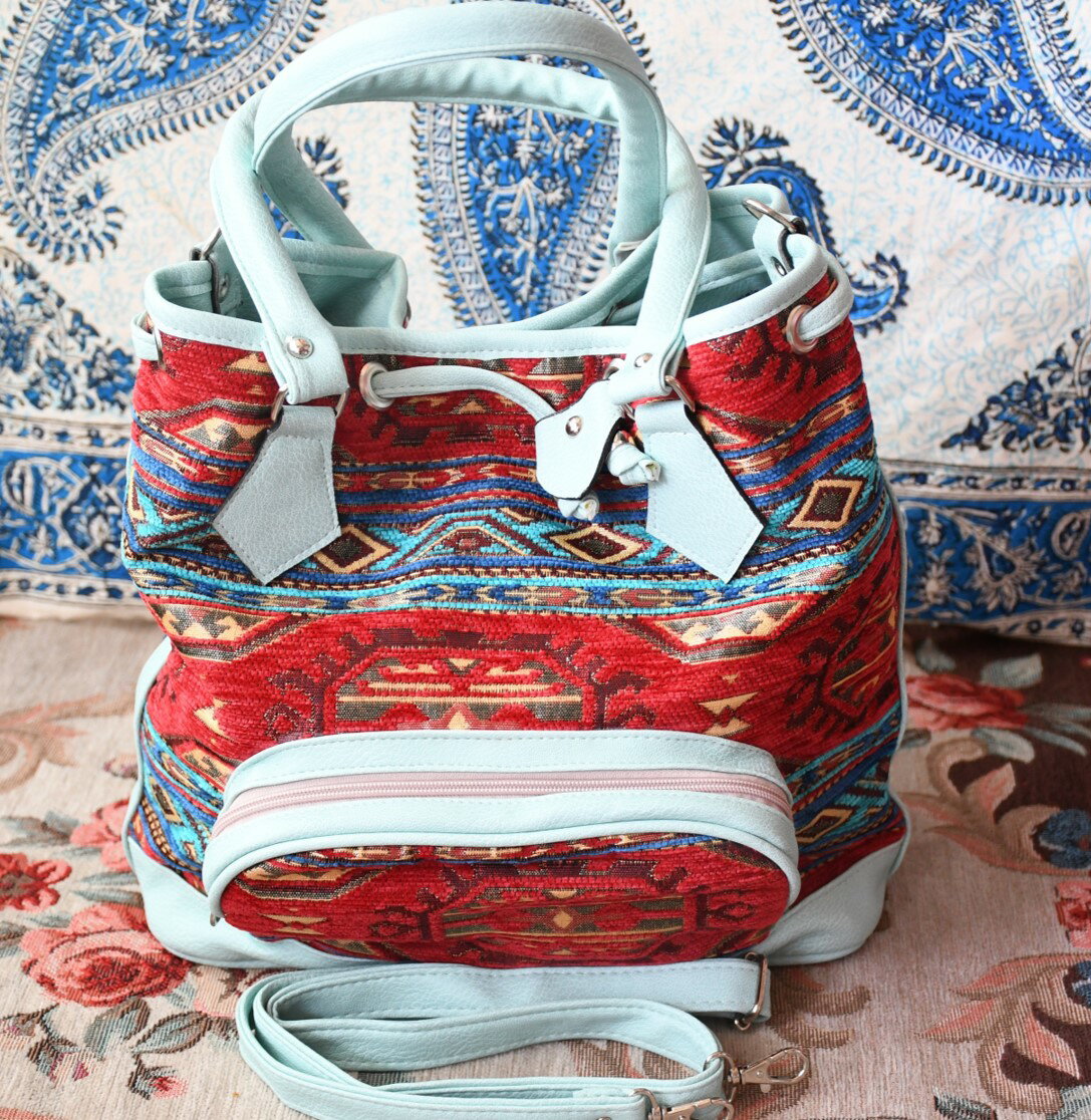 Handmade Kilim Handbag, Made From Real Leather & Vintage Turkish Village Kilim キリムハンドバッグ トルコ
