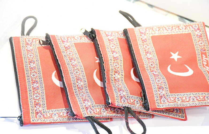 ハンドメイド トルコ名物柄ポーチトルコの絨毯柄やタイル柄を再現したポーチ★トルコデザインポーチ【ナザールボンジュウ】【ナザルボンジュウ】