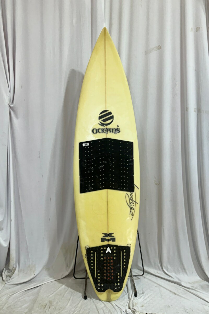 【中古】OCEANS (オーシャンズ) ショートボード [CLEAR] 5’11” サーフボード 1