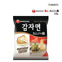 商品名 NONGSHIM カムジャ麺 名 称 即席ラーメン 内容量 100g 原材料名 油揚げめん(ジャガイモでん粉、小麦粉、植物油脂、小麦グルテン、ジャガイモ粉末、食塩、にんにく調味液)、粉末スープ(野菜粉末、調味醤油粉末、食塩、たまねぎ調味粉、ビーフ風味粉末、にんにく粉末、砂糖、でん粉、胡椒抽出物粉末、辛味調味粉、生姜抽出物粉末、菜種油)、かやく(キャベツ、チンゲンサイ) / 調味料(アミノ酸等)、かんすい、酸化防止剤(ビタミンE、緑茶抽出物)、増粘剤(アラビアガム)、香辛料抽出物、ビタミンB1、乳化剤、ビタミンB2、酸味料、(一部に小麦・大豆を含む) 賞味期限 別途表記 栄養成分表示1袋（100g）当たり エネルギー452kcalたんぱく質 9.5g / 脂質 15.7g / 炭水化物 68.3g / 食塩相当量 4.6g 原産国名 韓国 保存方法 高温多湿を避け、直射日光の当たらない涼しい場所で保管してください。 販売者 株式会社YD　埼玉県川口市江戸3-6-20 注意 ＊入荷状況によって商品パッケージが変わる場合がございます。【100g】農心 カムジャ麺 日本語バージョン 麺類 じゃが芋澱粉 即席ラーメン 韓国ラーメン インスタントラーメン 韓国食材 韓国食品 もちもちした歯ごたえのある麺 5