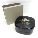 胡蝶蘭 ◆【漆器】胡蝶蘭 松花堂 2段重 すまい 雑貨 ギフト ギフト【中古】