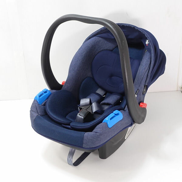 商品状態 少し使用感はありますが、比較的状態の良いお品です。・対象体重(目安)： 2.5kg以上～13kg未満・新生児～1歳頃まで・対象身長(目安)： 60cm以上80cm未満・サイズ(mm)：約W440×D670×H380・重量： 約3....