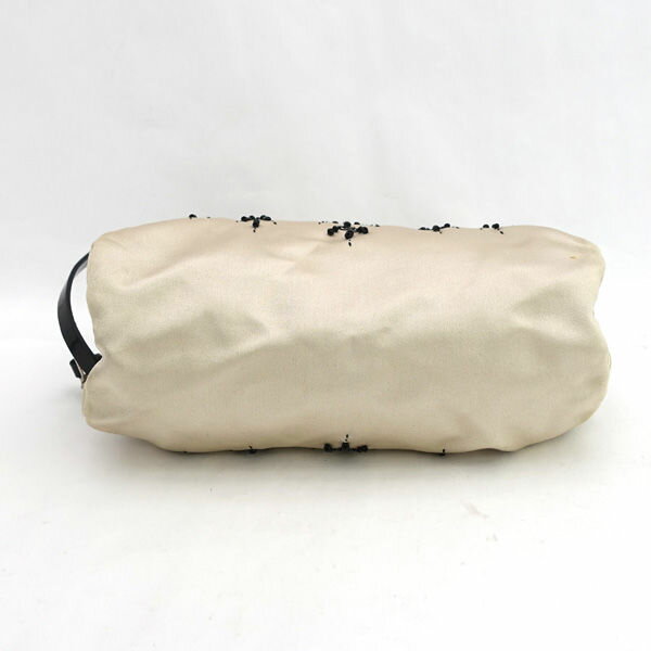 PRADA / プラダ ■ポーチ ショルダーバッグ ビーズ ナイロン ホワイト 【バッグ/バック/BAG/鞄/カバン】 ブランド【中古】