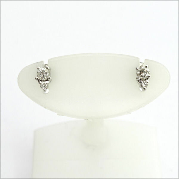 乐天商城 - ◆Pt900 D0.07*2 プラチナ ダイヤ ピアス 両耳 【イヤリング/ピアス/アクセサリー】 ブランド【中古】