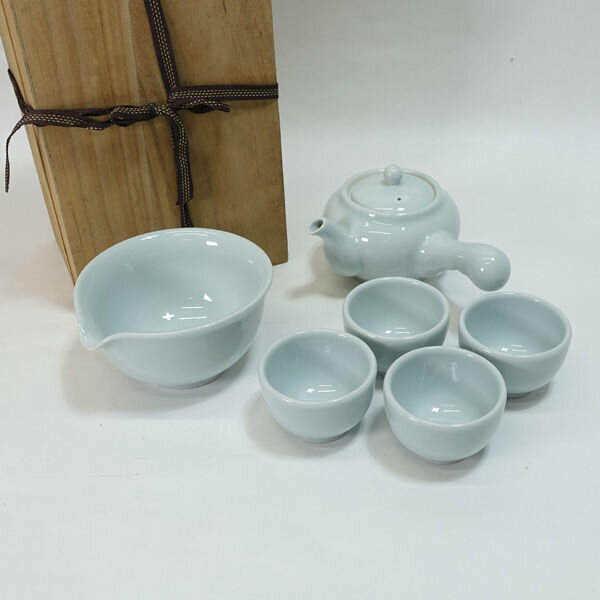樂天商城 - 雲山　青磁茶器 ■雲山/青磁 茶器揃（急須・湯冷まし・湯呑4） 茶器　急須　湯冷まし　湯呑 ギフト【未使用】