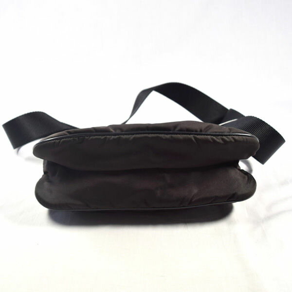 【価格見直し】【2026/02/09】PRADA / プラダ ■ショルダーバッグ ナイロン ダークブラウン 【バッグ/バック/BAG/鞄/カバン】 ブランド【中古】