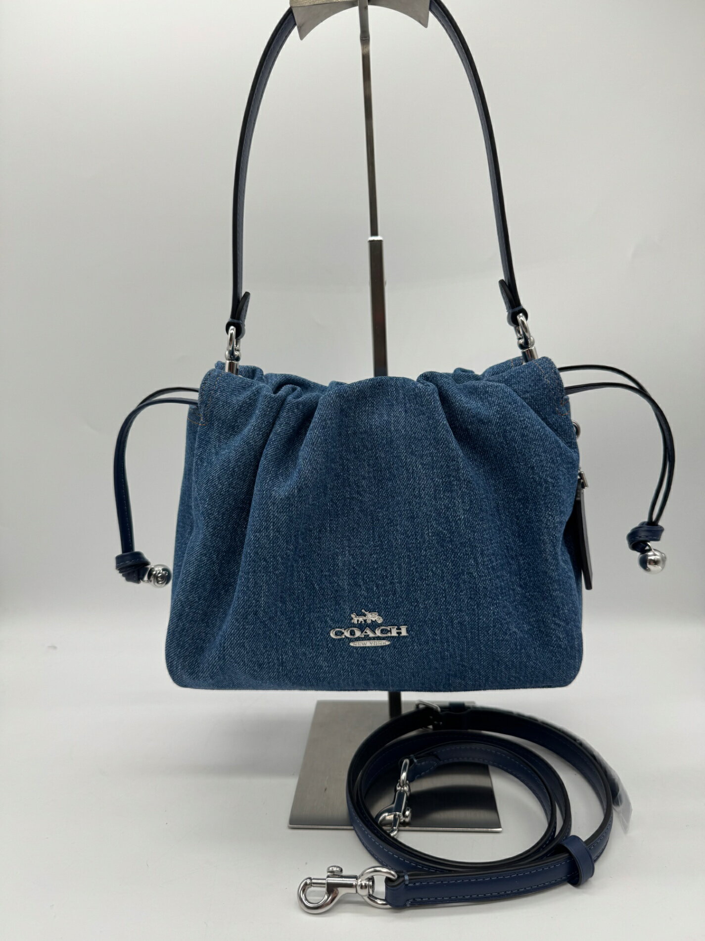 Rakuten - 【未使用】COACH フェイ 2WAY デニム ショルダー バッグ保存袋付き P3076 インディゴブルー 紺 レディース