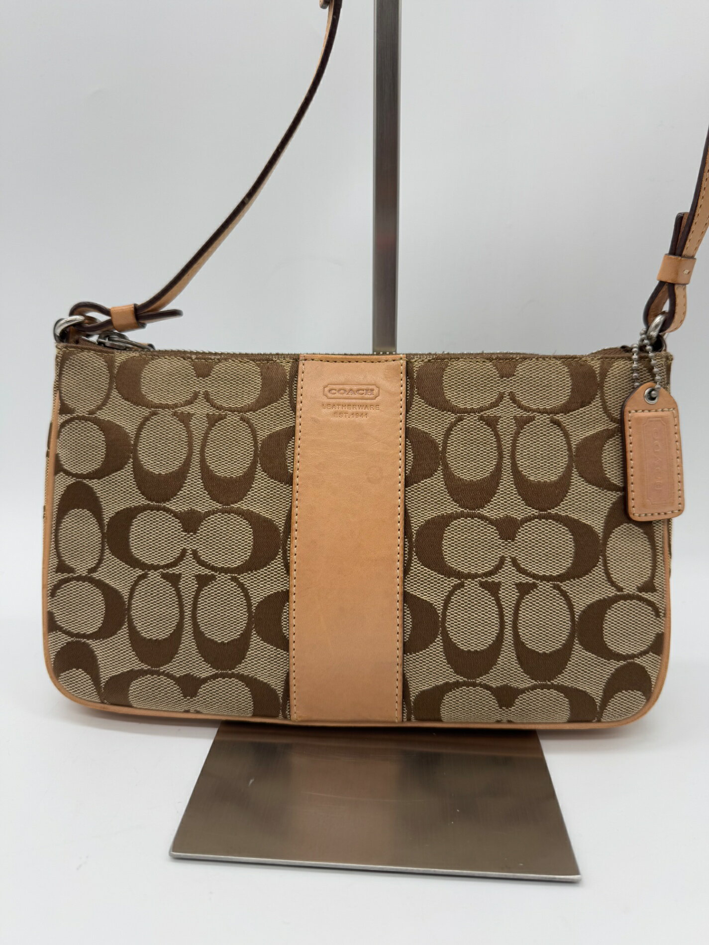 COACH コーチ 6338 スリムデミジップ シグネチャー ショルダーバッグ 斜め掛け クロスボディ 2005年製 ベージュ 肌 Bランク 付属品無し レディース 中古 P1875