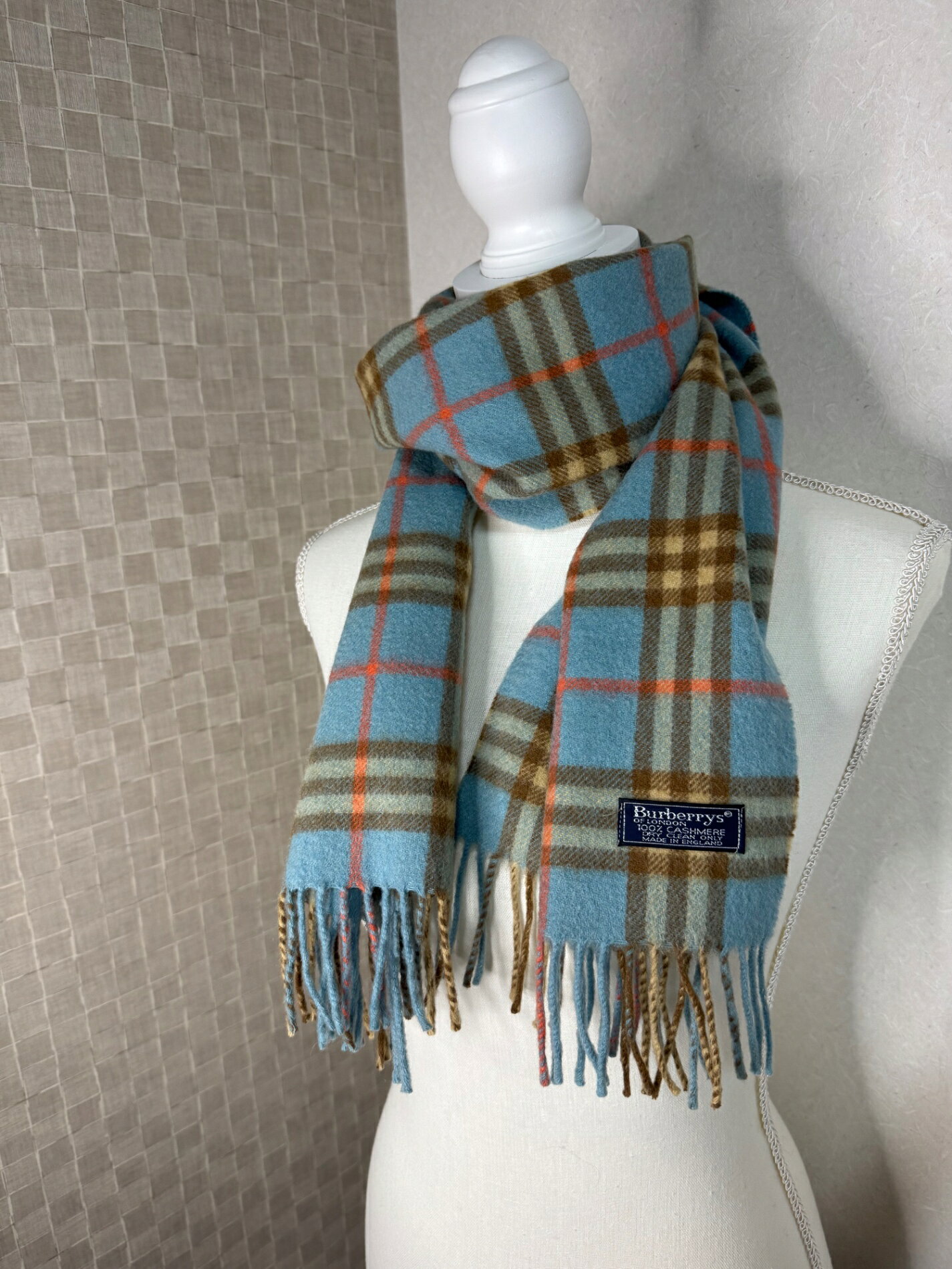 【美品】BURBERRY バーバリー キッズ マフラー ノバチェック 星柄 楽天市場】バーバリー ノバチェック マフラーの通販