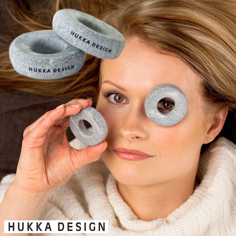HUKKA DESIGN（フッカデザイン）アイケアストーン オービット 目のマッサージに 目の疲れに セルフマッサージ 天然石 カレリアンソープストーン フィンランドエステ 温めてリラックス 冷やしてむくみとり 保温・保冷効果 老廃物のサムネイル