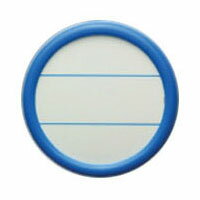 特徴書きこんで、入れて、回すだけ。中紙には2本のラインが入っていますので、書き込みもネームシール貼りも水平を保ち行うことができます。裏面は白無地になっていますので、用途に合わせてご使用できます。仕様色：グリーン材質：(本体)R-PS・(カバーリング)ポリエチレン・(カバーフィルム)R-PET仕様：裏面金属両用クリップ付サイズ：外径50mmφ、(中紙42mmφ)、表示スペース40mmφ※商品画像はイメージです。メーカーからの取寄せ商品のため、お客様都合によるご注文後のキャンセル、返品、交換はできません。受注後にメーカー在庫を確認いたします。万一、メーカーにて欠品や廃番の場合は商品をご用意できない場合がございます。その場合は、メールにてご連絡させて頂きますので、ご注文後、当店から届くメールを必ずご確認宜しくお願い致します。ご注文はキャンセルさせて頂くことがございますので、予めご了承お願い致します。