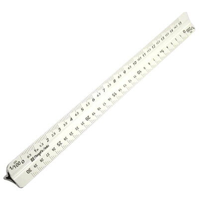 特徴土地家屋調査で使用する1/500、600サイズが入った三角スケール。目盛が見やすい、階段状目盛縮尺して描かれた図形や図面を実際の大きさで測れる。用途製図、縮尺図面の読み取りに仕様サイズ(全長×幅×厚)：170×15×14mm重量(g)：18.5縮尺サイズ：1／100、1／200、1／250、1／300、1／500、1／600材質：アルミ
