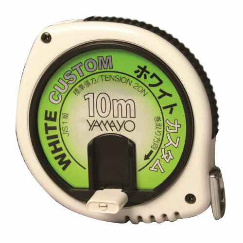 SK85(旧SK5)の芯材に焼付塗装。鮮明さが失われません。摩耗を防ぐクリアー膜を塗布。特徴一般の測定に便利な低張力、コンパクトタイプ携帯に便利なコンパクトケース破損を防ぐ折り畳み式ハンドル特殊なブレーキ機構で巻き始めのハンドル空転を軽減ケースには巻き込んだ砂等を逃がす排出口付標準張力20Nの低張力タイプ仕様JIS1級標準張力/温度：20N/20℃サイズ：厚さ0.2mm×幅10mm×長さ10m重量：221g※メーカーからの取寄せ商品のため、ご注文後のキャンセル、返品、交換はできません。