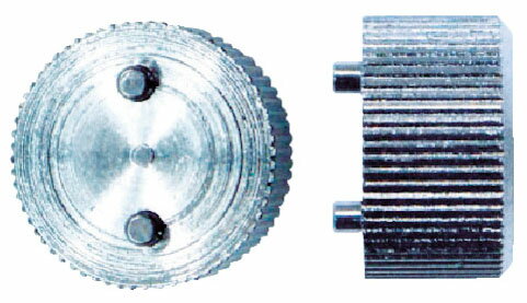 特徴アクリル板などに皿座彫りを行うことで、施行面をフラットにできるサインパネル固定金具です。サイン金具による出っ張りがなくなるので安全です。手で取り外しすることができないので、掲示物の盗難などのいたずら防止も可能です。仕様使用皿ビス径：4m...