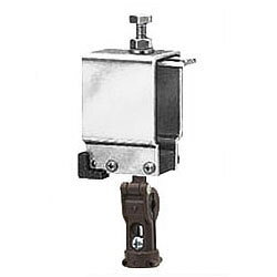 仕様エンドカッシャー内走行用E-550型適合ケーブル径：φ10～φ20mm吊り数：2※商品画像は代表画像になります。実際の商品の色が違う場合がございますので、色をご確認頂きたい場合はお問い合わせ下さい。受注生産品の為、お客様都合によるご注文後のキャンセル、返品、交換はできません。お届けまで1-3週間程度お日にちを頂く場合がございます。正確な納期についてはお問合せ下さい。受注後にメーカー在庫を確認いたします。万一、メーカーにて欠品や廃番の場合は商品をご用意できない場合がございます。その場合は、メールにてご連絡させて頂きますので、ご注文後、当店から届くメールを必ずご確認宜しくお願い致します。ご注文はキャンセルさせて頂くことがございますので、予めご了承お願い致します。受注生産品のため、1-3週間程お時間を頂く場合がございます。また、ご注文後のキャンセル、返品は出来ません。