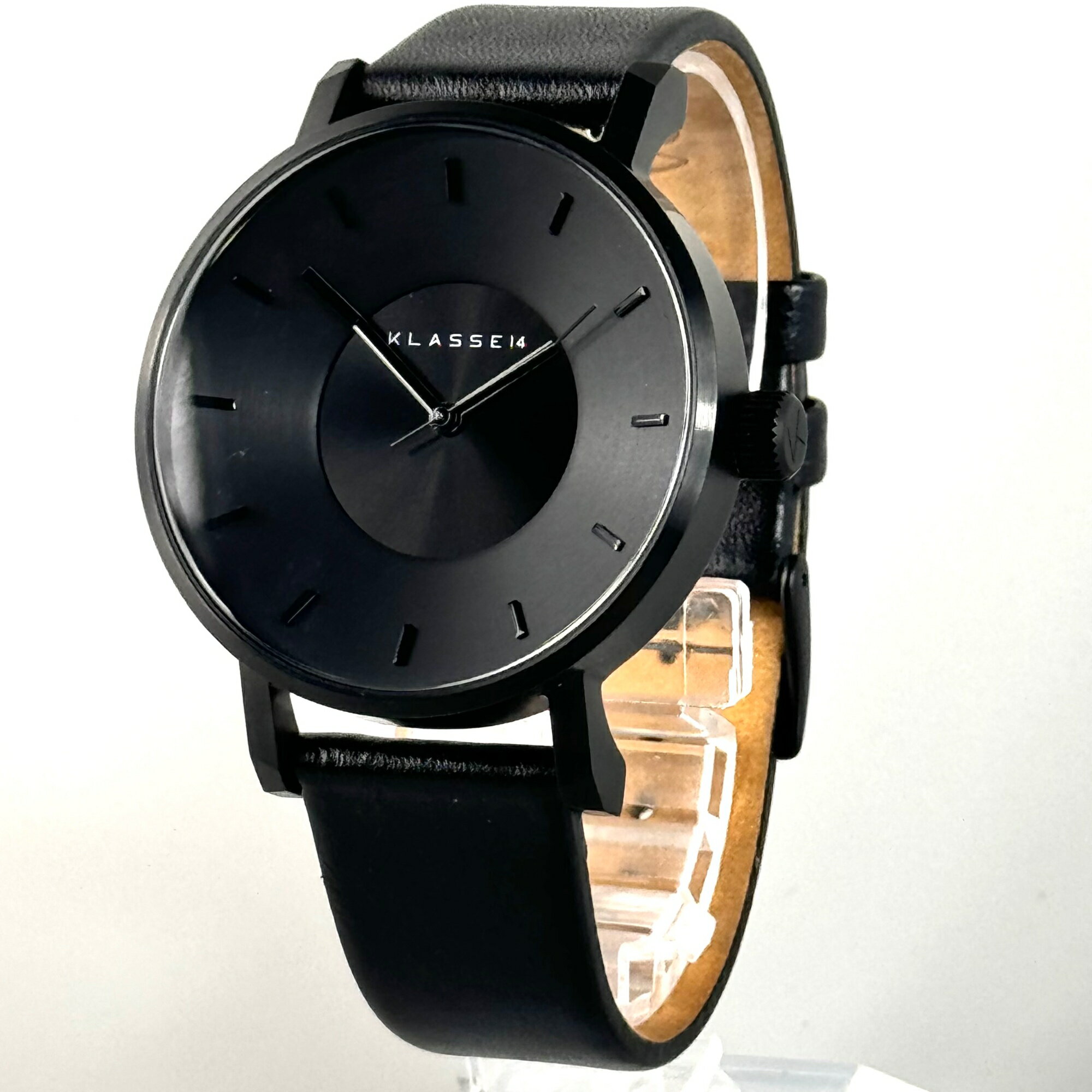 【中古】＼本日最終！月末セール全商品8%OFF／クラスフォーティーン KLASSE14 MARIO NOBILE Volare ヴォラーレ VO14BK002W クォーツ 黒 革ベルト