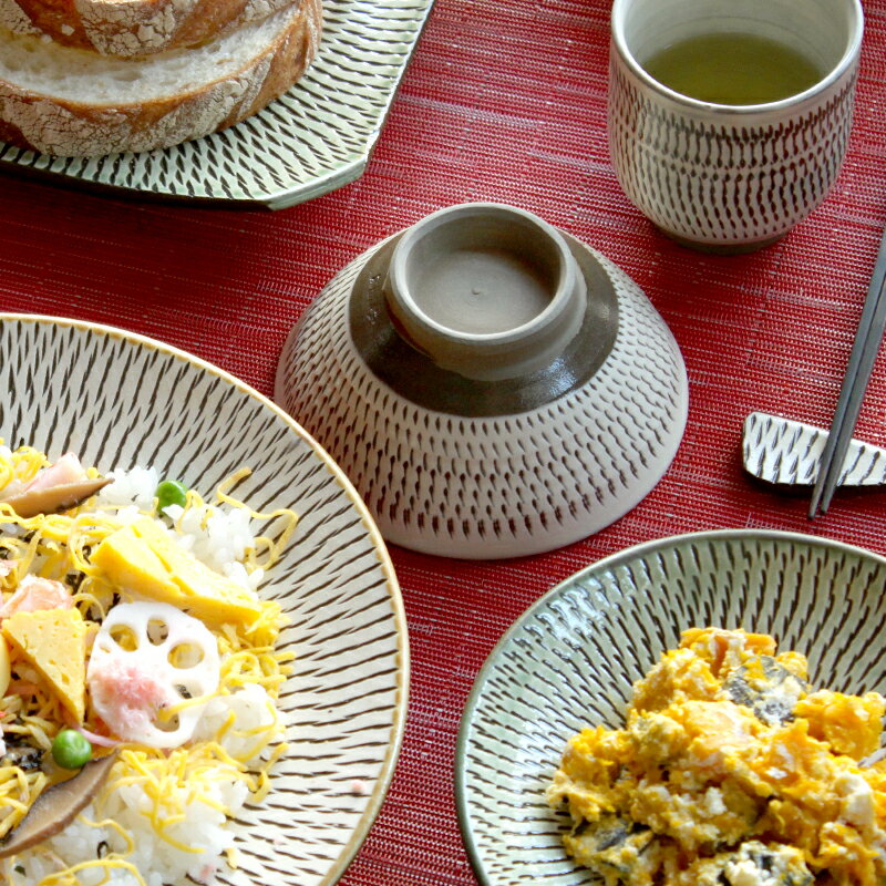 【小鹿田焼 飯碗 小 飛びかんな】お茶碗 お茶わん ご飯茶碗 テーブルウェア 和食器 皿山 おんた焼き 飛び鉋 ギフト ■ラッピング無料