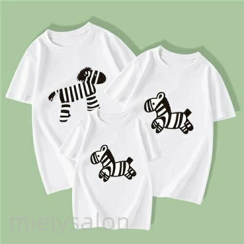樂天商城 - 夏 家族 お揃い お揃い tシャツ ペア 馬 親子 ペアルック 可愛い 赤ちゃん 親子ペアルック シンプル 夏服 親子コーデ ペアtシャツ 半袖 コーデ tシャツ ブランド 大人 子供 3人 おそろい プレゼント 男の子 女の子 キッズ 母の日 父の日 子供の日 運動会