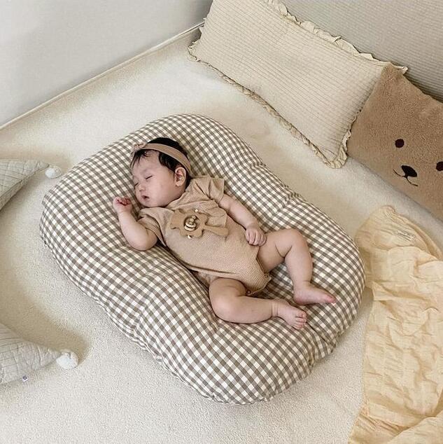 ベビーベッド ベッドインベッド 新生児/赤ちゃん 子供 子ども 添い寝ベッド 寝返り防止 持ち運びやすい (使用月齢:新生児〜12ヶ月)送料無料 長く使える ガードクッション ベビークッション 布団カバー 男の子 女の子 出産祝い 育児グッズ プレゼント ギフト [2]
