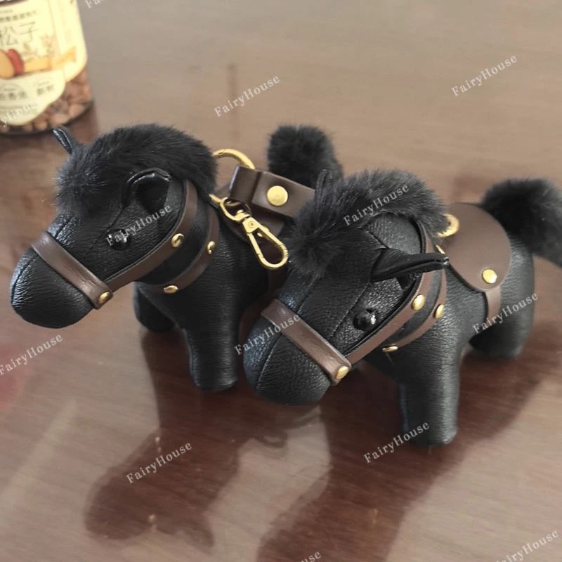 キーホルダー キーリング 馬 可愛いキーホルダー 馬雑貨 かわいい バックチャーム 可愛い おしゃれ ストラップキーホルダー バッグチャーム かわいい 動物 ギフト プレゼント 送料無料