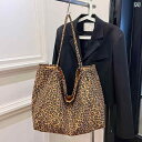 【送料無料】レディース バッグ 普段使い 韓国 ヒョウ柄 キャンバス 秋冬 カジュアル ショルダー大容量 通勤 トート