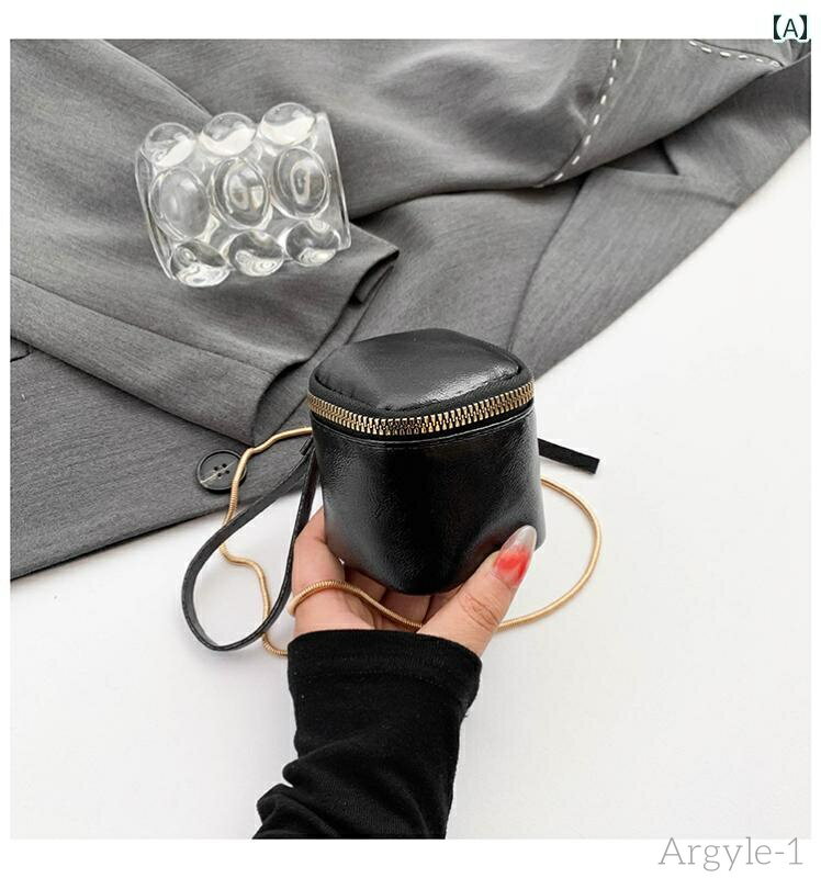 【送料無料】レディース バッグ 普段使い 秋冬 おしゃれ スクエア 立体 チェーン シンプル 無地 クロス ボディバッグ ミニ