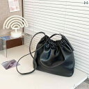 【送料無料】レディース バッグ 普段使い 大容量 ファッション レトロ 質感 ショルダー 通勤 クロス ボディバッグ バケット