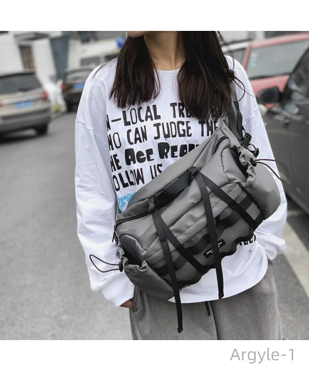 【送料無料】夏服 オールシーズン夏 レジャー アウトドア メンズも使える メッセンジャーバッグ メンズ感が可愛いビッグショルダーバッグ