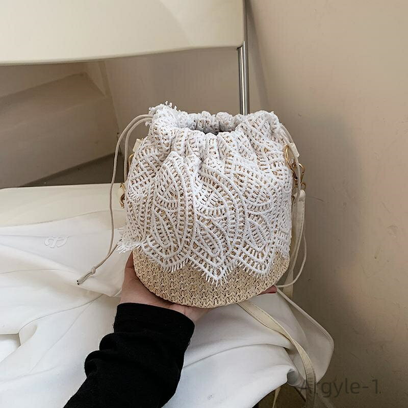 【送料無料】ストローバッグ 手提げバッグ 斜めがけ 手提げ レース 巾着型 ショルダーバッグ レディース かごバッグ