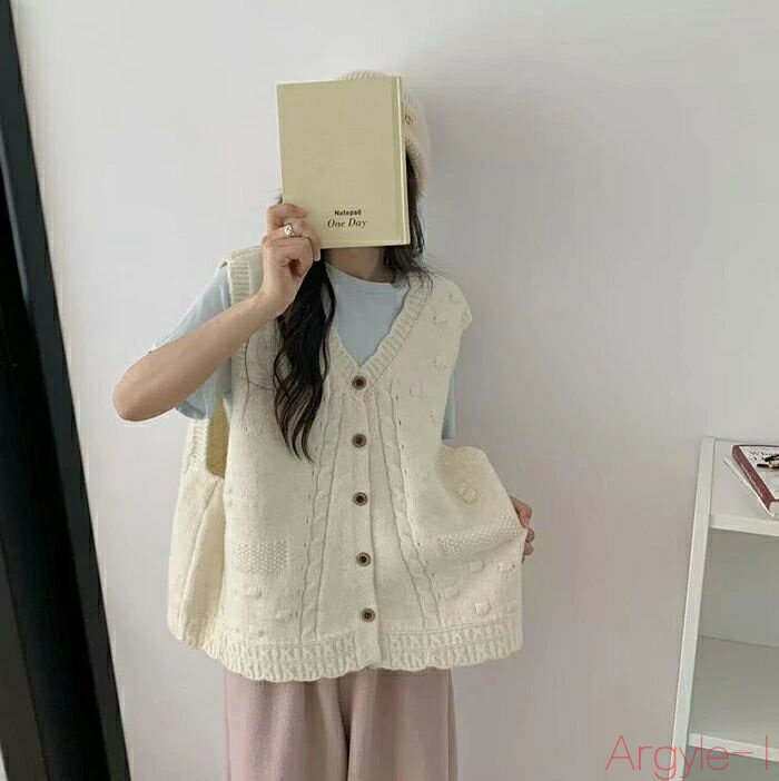 【送料無料】ニットベスト 秋 ベスト レディース ニット Vネック ベスト トップス ノースリーブ シンプル レイヤード 重ね着 春秋 ベスト 森ガール カジュ...