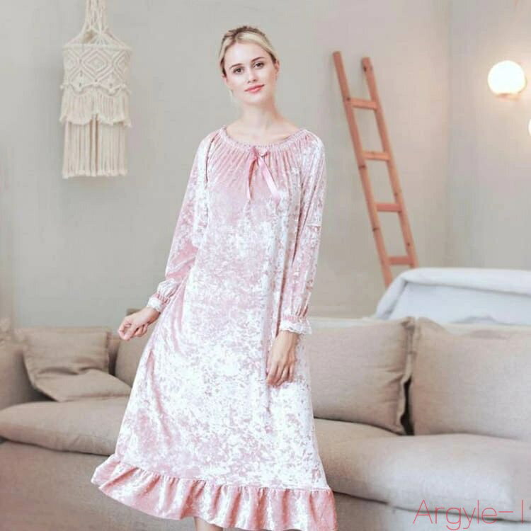 【送料無料】冬新作 レディース 姫系 もこもこ ルームワンピース 防寒 ふわふわ ネグリジェ 寝巻き 部屋着 パジャマ マキシ丈 冬用 暖かい