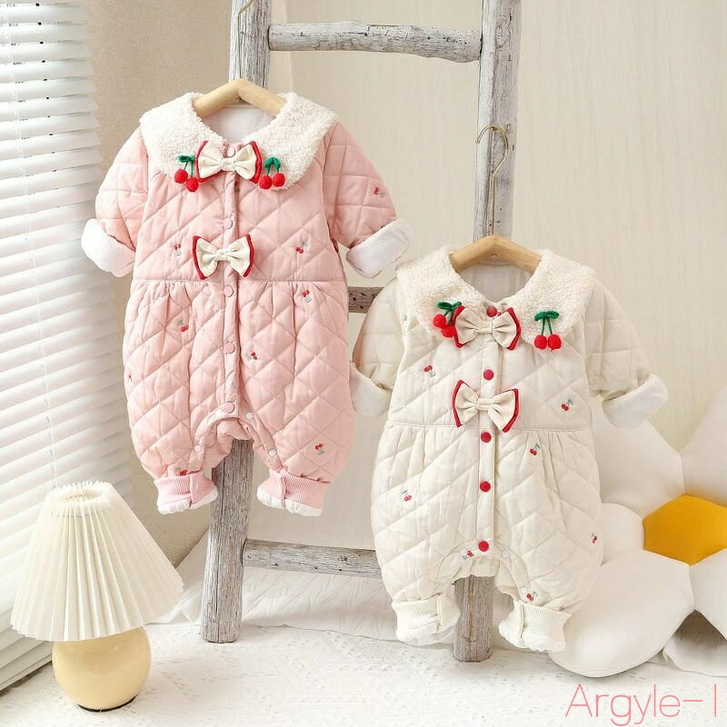 【送料無料】カバーオール 中綿 女の子 ロンパース 水洗濯 着ぐるみ 新生児 カバーオール 防寒 冬 あたたか 長袖 ベビー服 もこもこ 可愛い 出産祝い 百日祝い 妊婦 寝袋 プ