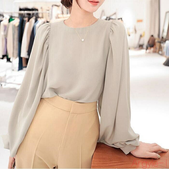 【送料無料】パフスリーブ トップス シャツ ブラウス Tシャツ プルオーバー レディース エレガント 大人 可愛い きれいめ カジュアル フェミニン 長袖 シンプル 上品 無地 体