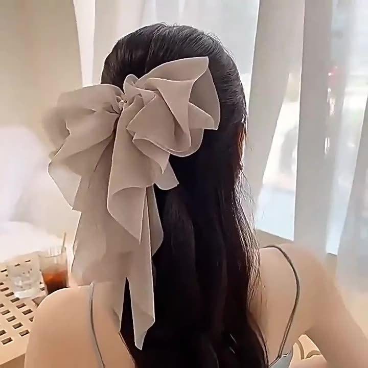 ヘアアクセサリー レディース 髪飾り ヘアクリップ バレッタ チュール リボン 多層 蝶結び 後頭部用 お団子 ヘアアレンジ 髪留め ホワイト オーガンジー 結婚式 ウェディング ブライダル 花嫁 髪飾り 髪留め 華やか おしゃれ かわいい ガーリー フ