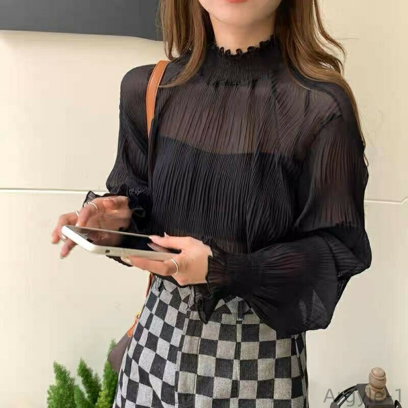 サイズ F サイズについての説明 F:お勧め体重40-75kg 素材 ポリエステル 色 ブラック ホワイト 備考 ●サイズ詳細等の測り方はスタッフ間で統一、徹底はしておりますが、実寸は商品によって若干の誤差(1cm〜3cm )がある場合がございますので、予めご了承ください。 ●商品の色は、撮影時の光や、お客様のモニターの色具合などにより、実際の商品と異なる場合がございます。あらかじめ、ご了承ください。 ●製品によっては、生地の特性上、洗濯時に縮む場合がございますので洗濯時はご注意下さいませ。 ▼色味の強い製品によっては他の衣類などに色移りする場合もございますので、速やかに（脱水、乾燥等）するようにお願いいたします。 ▼生地によっては摩擦や汗、雨などで濡れた時は、他の製品に移染する恐れがございますので、着用の際はご注意下さい。 ▼生地の特性上、やや匂いが強く感じられるものもございます。数日のご使用や陰干しなどで気になる匂いはほとんど感じられなくなります。