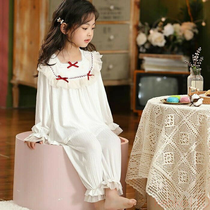 【送料無料】パジャマ 子供 キッズ 女の子 春 夏 長袖 上下セット 長ズボン 薄手 お姫様 子供服 ベビー ジュニア 可愛い ゆったり 部屋着 寝巻き 寝間着 保育園 女児 新作 人
