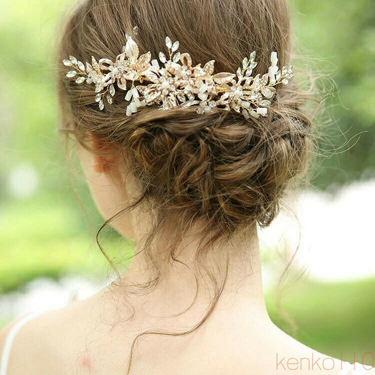 【送料無料】花嫁髪飾り 結婚式 ウェディング ティアラ ヘアアクセサリー ホワイトリーフ 披露宴 パー..