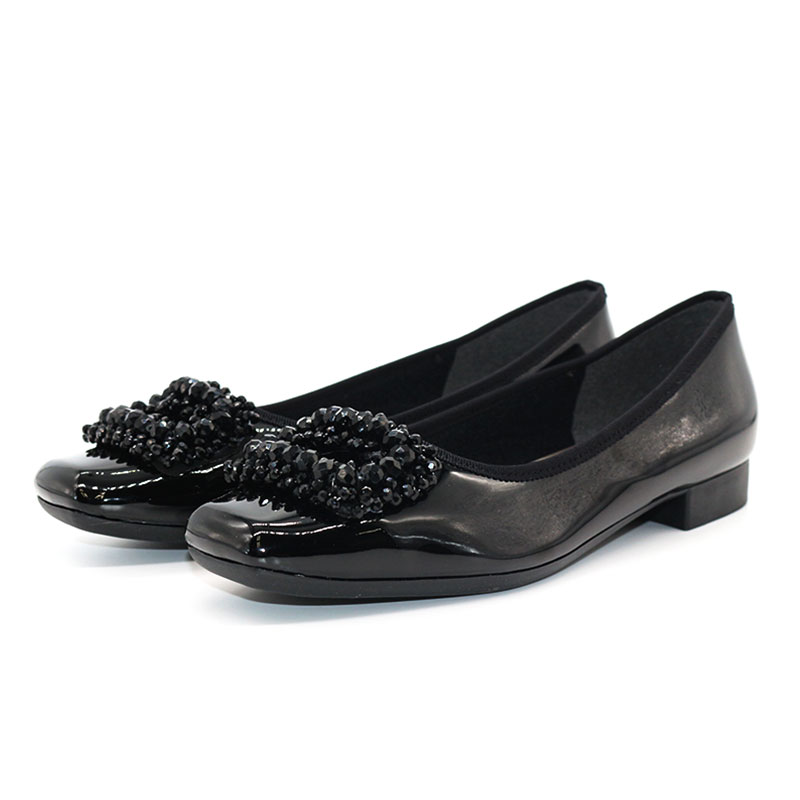 最大1300円off●交換無料 楽天1位 日本製 パンプス エナメル フラット ぺたんこ 痛くない クッション 歩きやすい 履きやすい 走れる 長時間 足 疲れない ローヒール ビジュー きらきら 飾り 靴 レディース シューズ 楽ちん 幅広 オフィス 仕事 フォーマル 防水