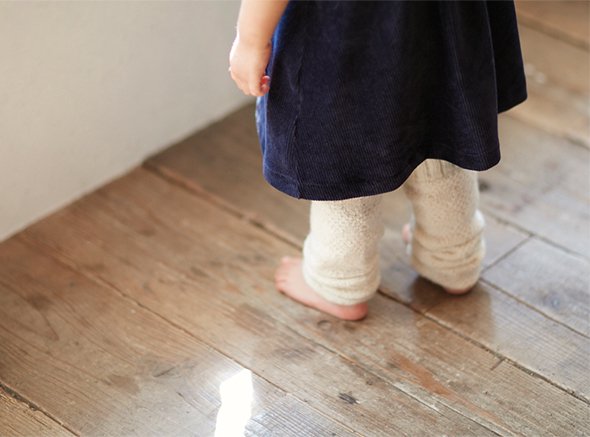 楽天ARIGATO GIVINGsúil leg warmers（Baby-Kids）　súil　スーイル　レッグウォーマー　leg warmers　足首ウォーマー　Baby　Kids　ニット　カシミヤ100％　アラン編み　ダイアモンド編み　トリニティステッチ編み　ギフト　日本製