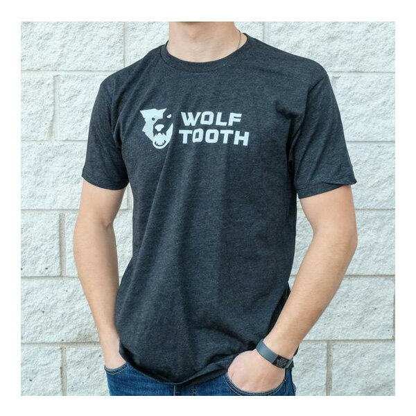 Wolf Tooth ウルフトゥース Men’s Strata Logo T-Shirt Charcoal / Small Sサイズ ロゴTシャツ 自転車 ゆうパケット/ネコポス送料無料