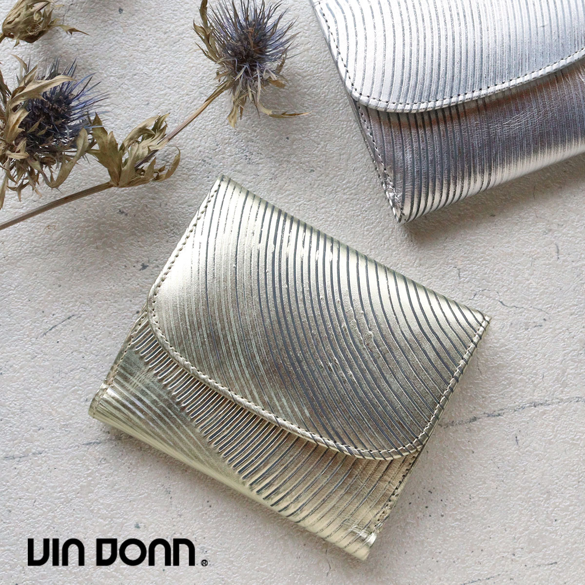 Rakuten - VIA DOAN(ヴィアドアン) Collet(コレット) 二つ折りミニ財布 ボックス型小銭入れ 櫛引き柄 円形 ゴールド メタリック モード 日本製 653【動画あり】【メッセージカード・ラッピング無料】VIADOAN