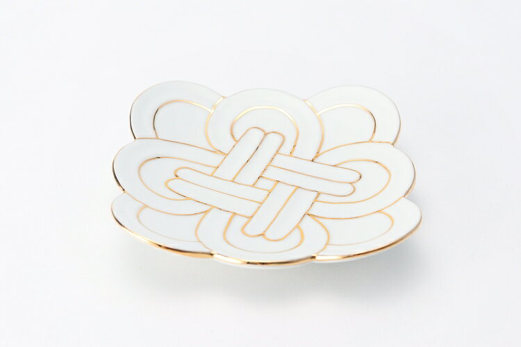 【有田焼　田清窯　太白金線吉祥結び銘々皿】有田焼 磁器 小皿 鯛型金 珍味入れ お正月 おしゃれ 和食器 ギフト 引き出物 内祝い プレゼントのサムネイル