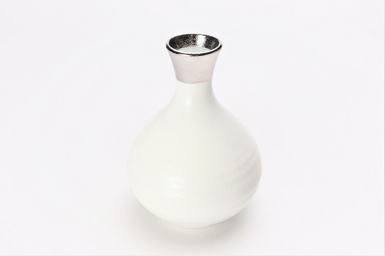 【有田焼 陶悦窯 白マット吹銀塗り 1.6合徳利】有田焼 磁器 徳利 酒器 銀 お正月 晩酌 冷酒 おしゃれ 和食 ギフト 引き出物 内祝い プレゼント