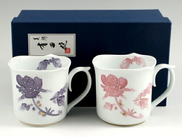 有田焼 文山窯 バラ輪花型 ペアマグカップ