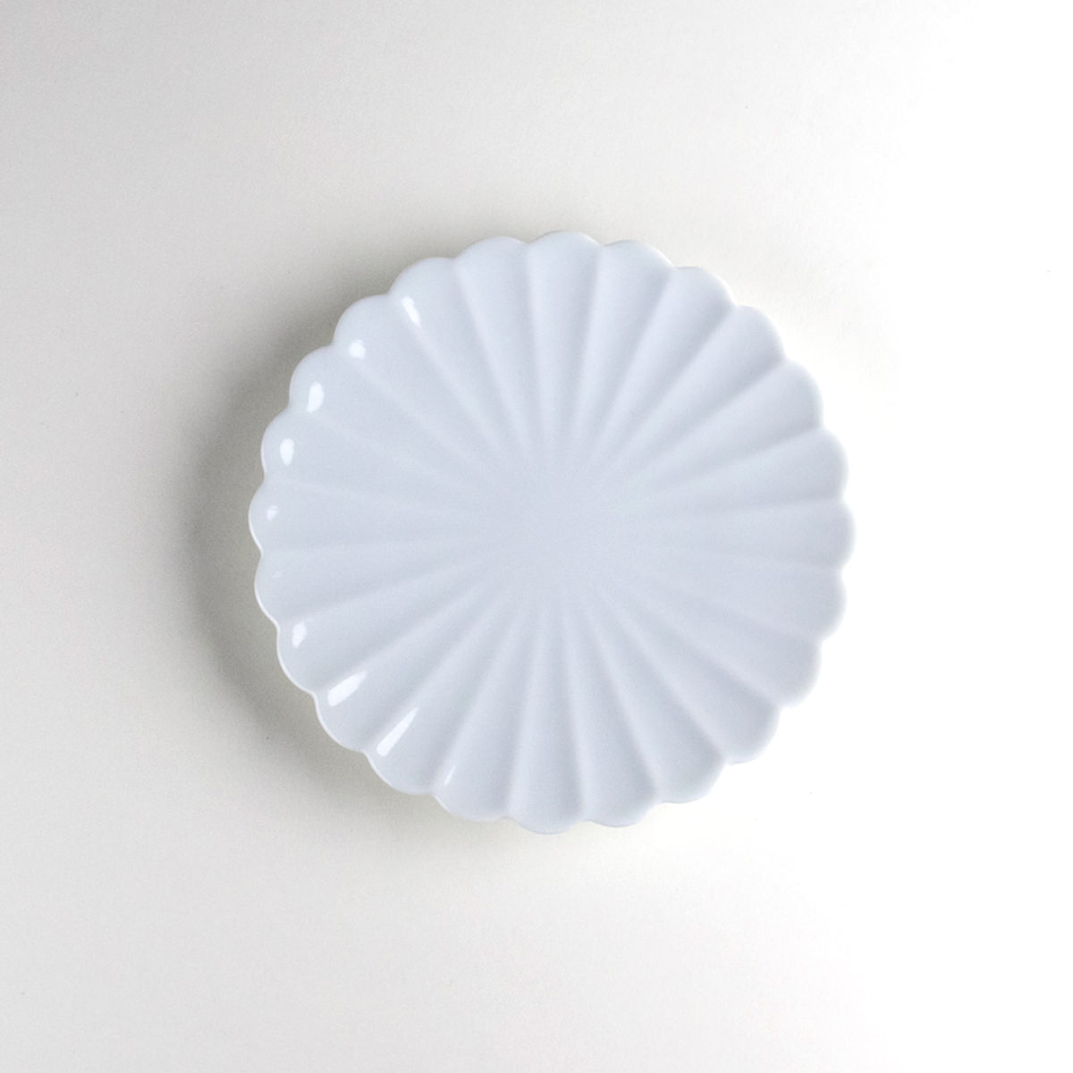 取り皿 12.2cm フラット おしゃれ 中皿 和食器 有田焼 日本製 白磁菊型 4寸皿